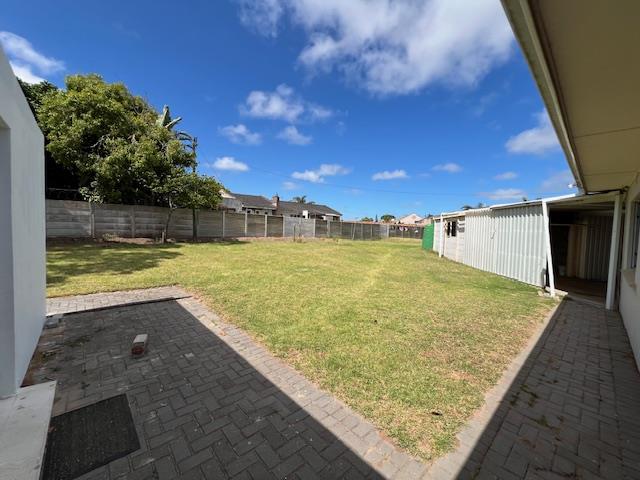 To Let 4 Bedroom Property for Rent in Kabega Park Eastern Cape